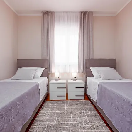 Apartamento Matea With Terrace