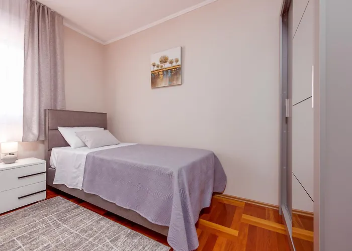 Matea With Terrace Lejlighed