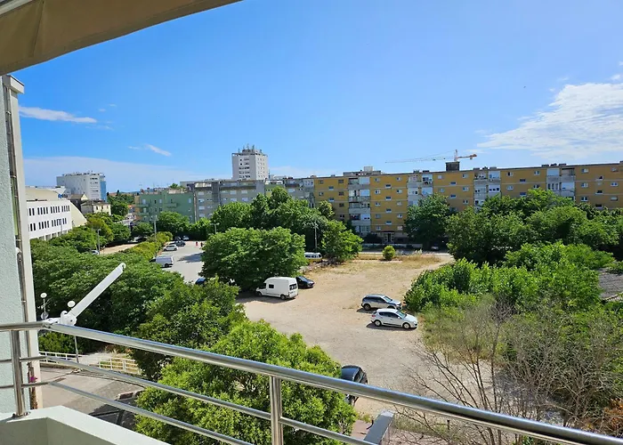 Matea With Terrace Апартаменты *